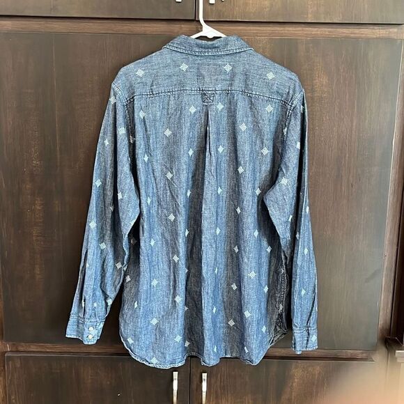 American Eagle Chambray Button Front Top XXL - Picture 2 of 4